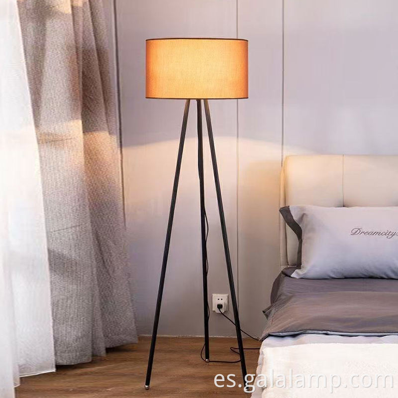 tall-gold-floor-lamp-metal-stand